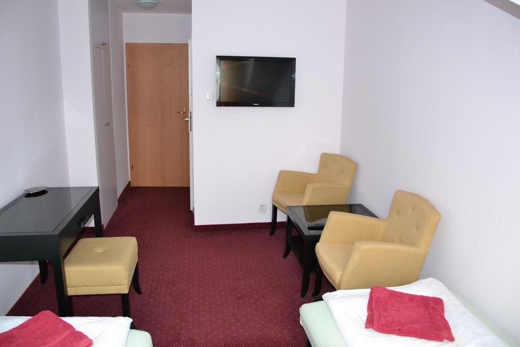 Hotel&Restauracja Zlote Runo Góra Kalwaria Oda fotoğraf